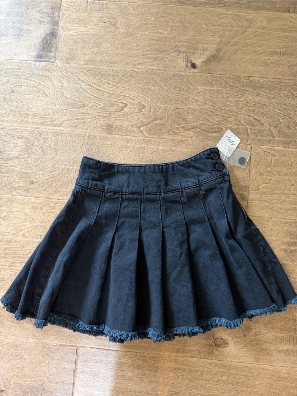 Women’s Free People Black Pleated Mini “private school” Skirt, Size 25, NWT
